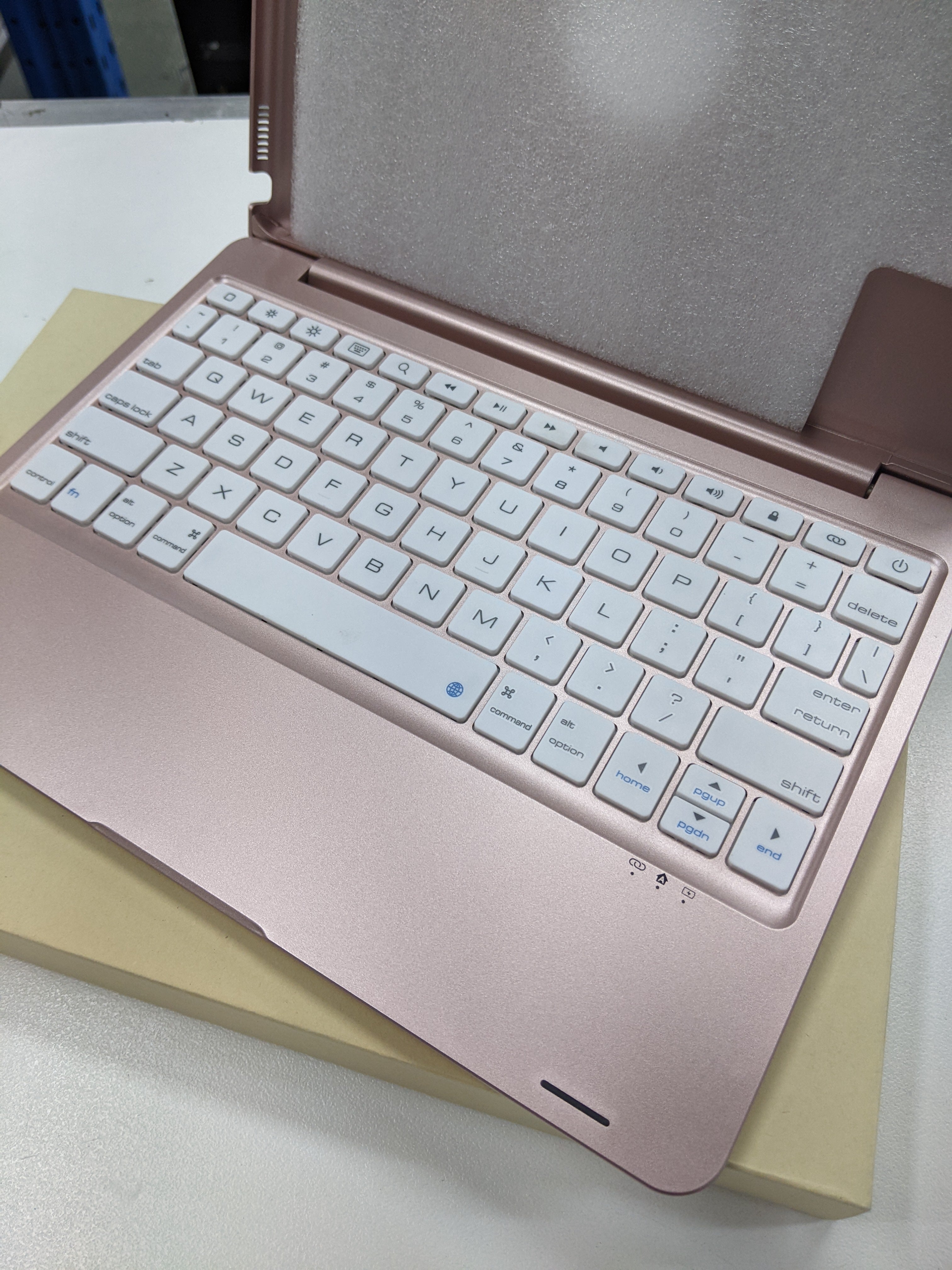 Wireless Keyboard F19/F19B For IPad Air/Air2/Pro 9.7″/2017/2018 New iPad